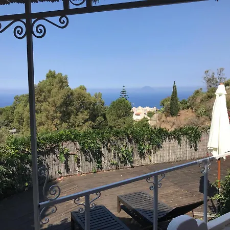 Casa Luce Ubytování v soukromí Lipari (Isola Lipari)